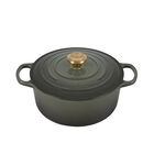 Round Dutch Oven